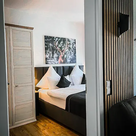 Zen Holz & Hirsch Loft - Parkplatz Und Hund Apartament