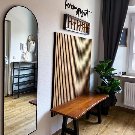 Zen Holz & Hirsch Loft - Parkplatz Und Hund Isny im Allgäu